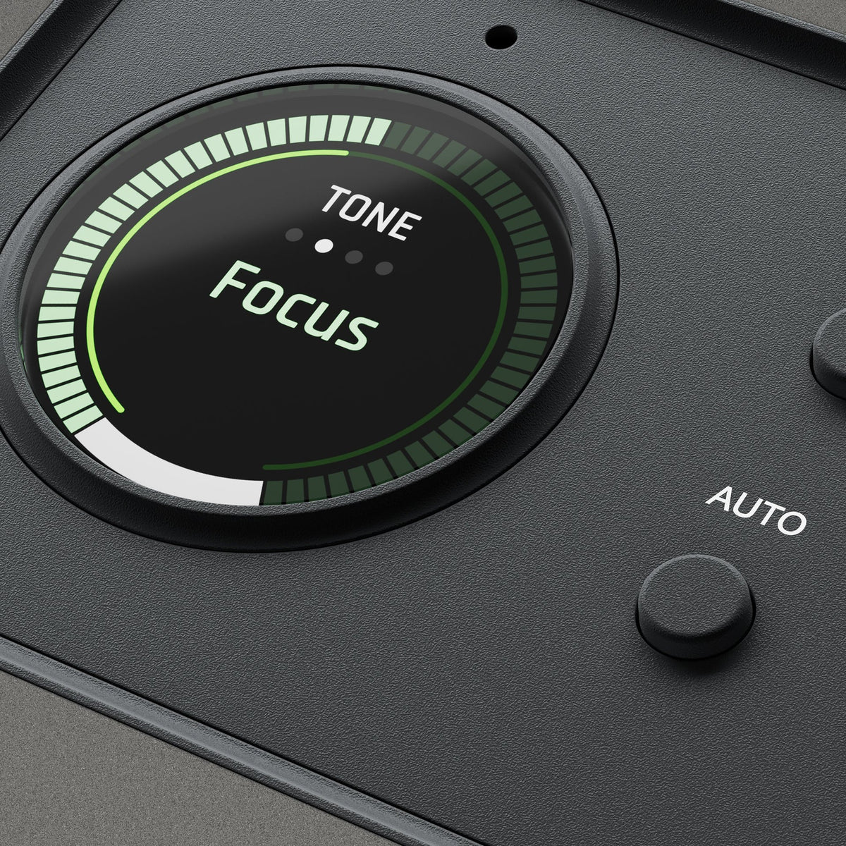 Universal Audio Volt 4 Max, Smart Display close-up